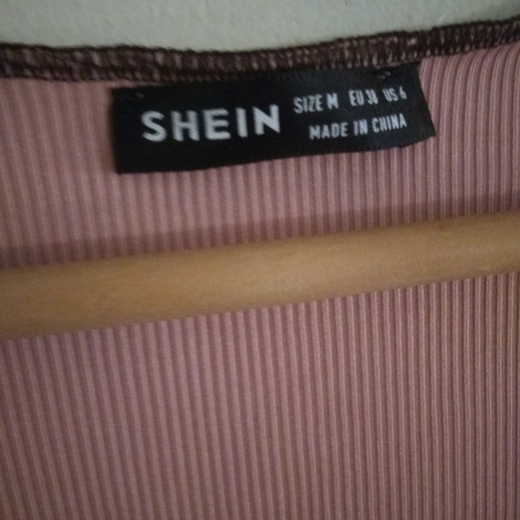 SHEIN Top - Picture 4 of 4